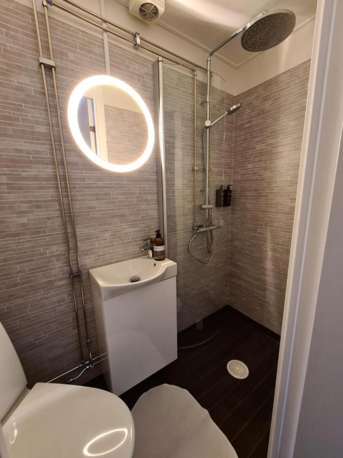 Dala-Jaerna Hotell Och Vandrarhem Εξωτερικό φωτογραφία